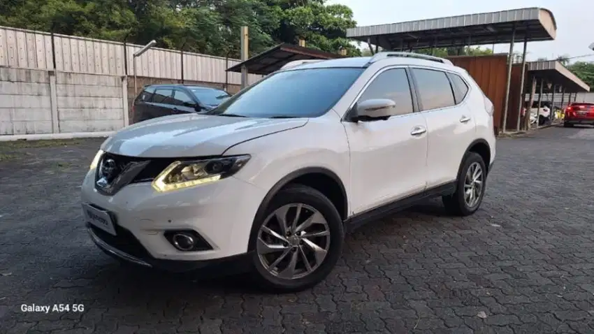 DP Rendah - Nissan Xtrail 2.5 Bensin-AT 2017(PIN)