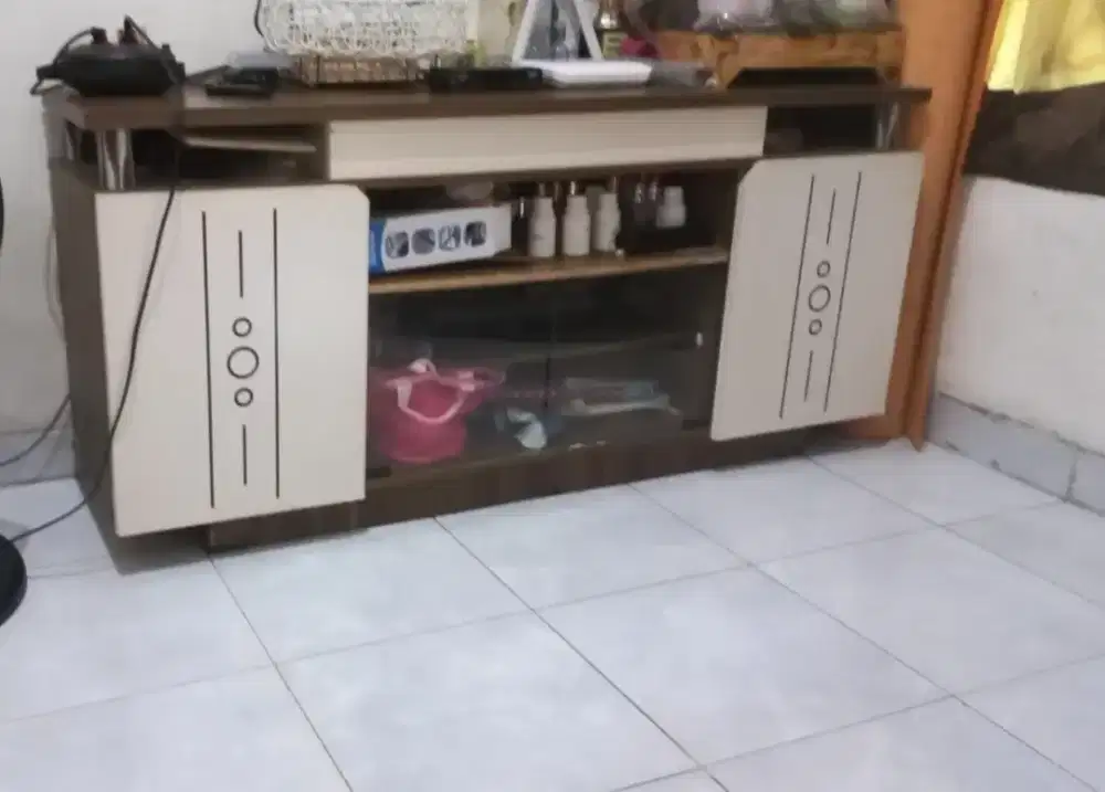 DIJUAL CEPAT MEJA TV/BUFFET TV second