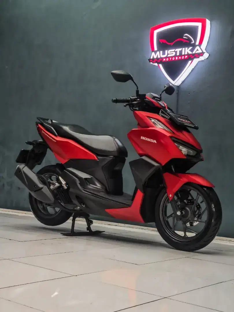 Perfect Condition!!Honda Vario 160cc 2022 Red Matte N Asli-Mustika