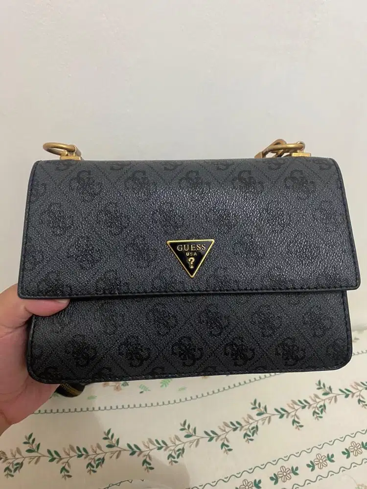 Guess Crossbody Bag