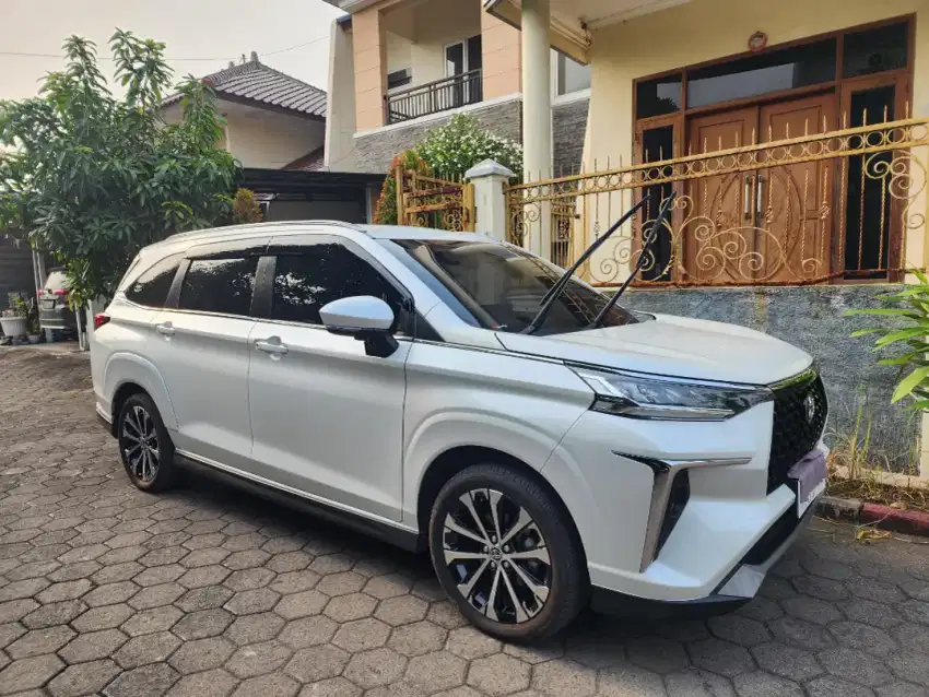 VeloZ Q A/t Putih 2023