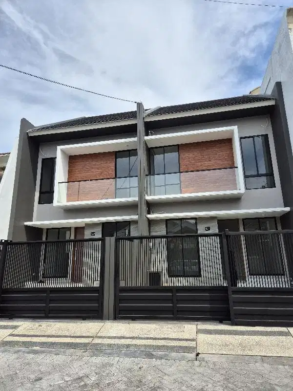 Rumah NEW 100% Manyar Tirtoyoso, dekat jalan kembar