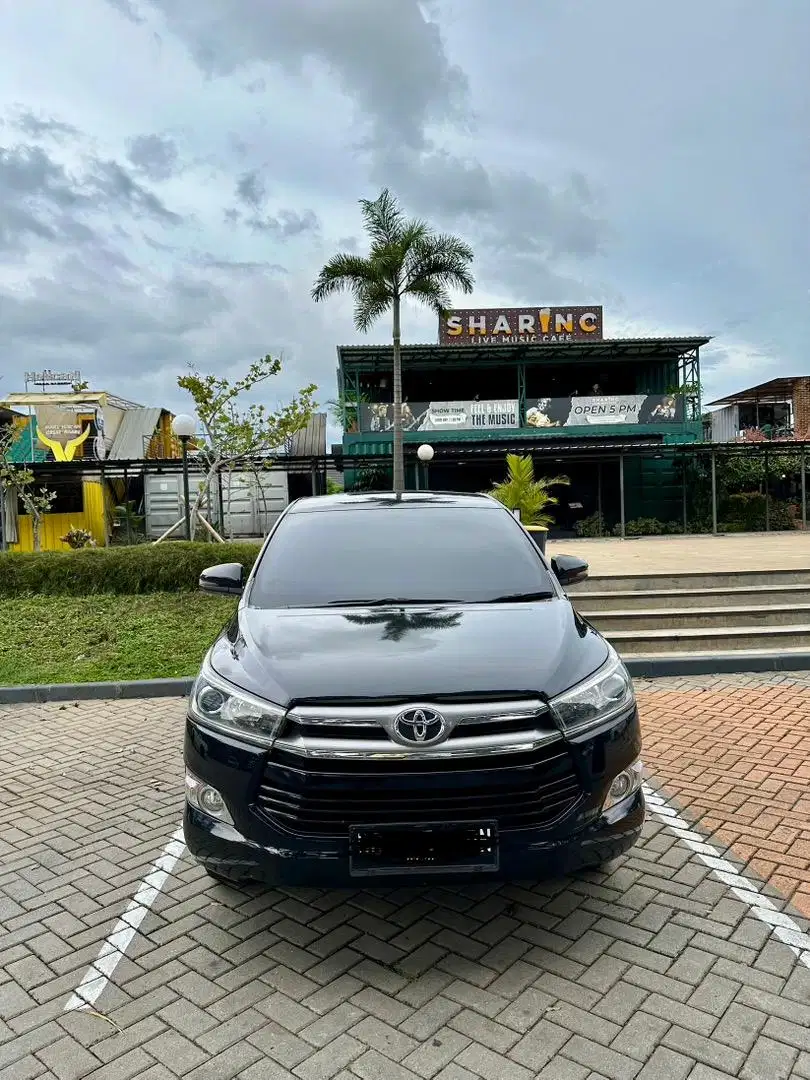 Dijual Innova V Bensin Automatic 2018