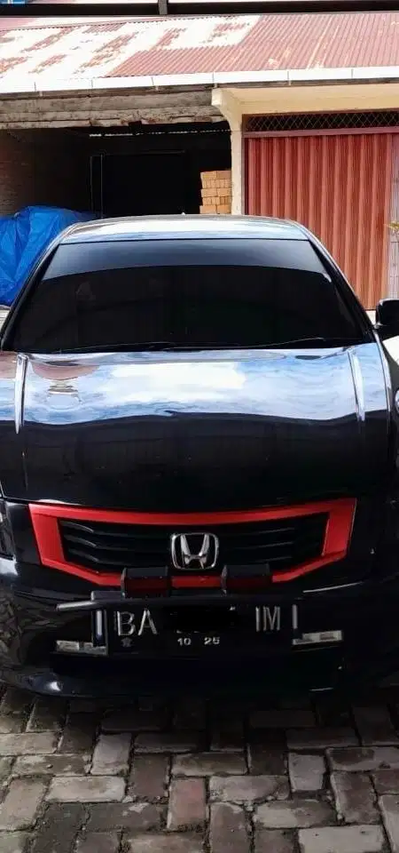 Mobil Sedan Accord Hitam Terawat Mulus