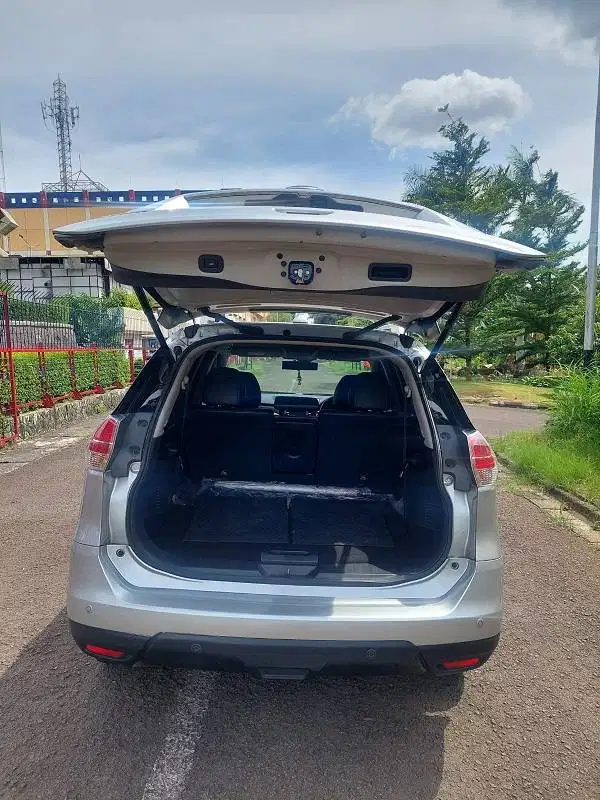 Jual Cepat Nissan XTrail T32 2015 Silver 2500CC