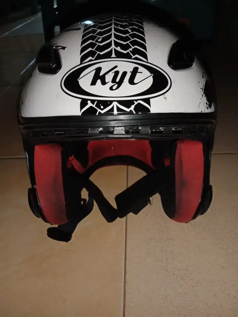 Dijual HELM KYT DJ MARU