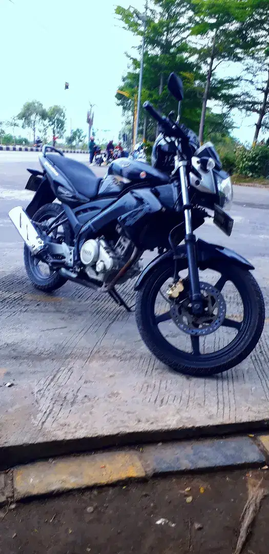 Di Jual yamaha Vixion thn 2010