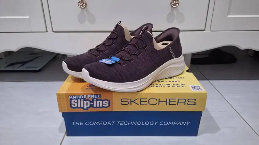 Sepatu Skechers - Ultra Flex 3.0 - Top Range Original Burgundy Men