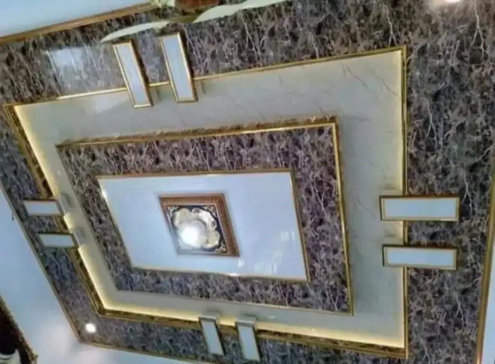 Plafon PVC terpasang berikut bahan