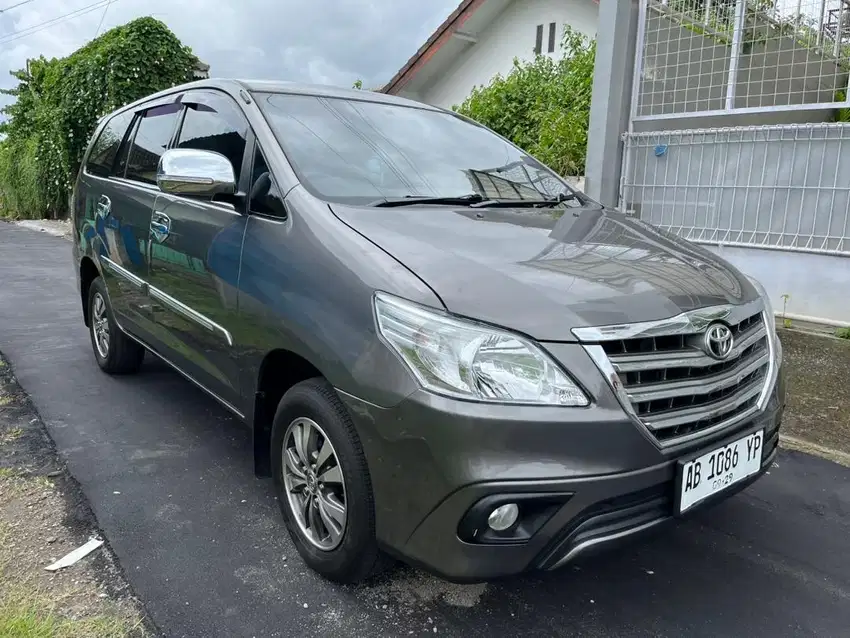 Kijang innova G 2014 bensin matic