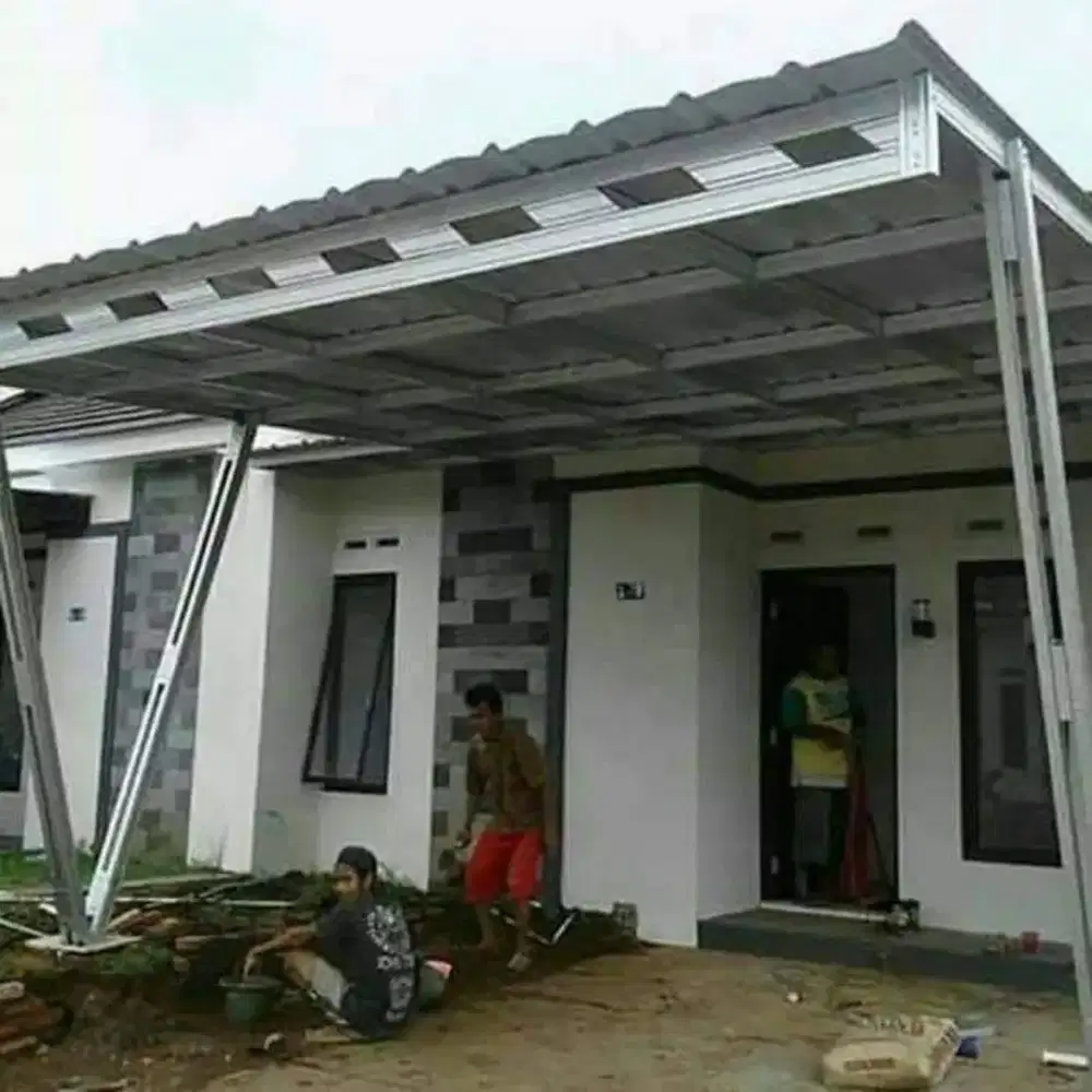 Pasang kenopi atap sepndek