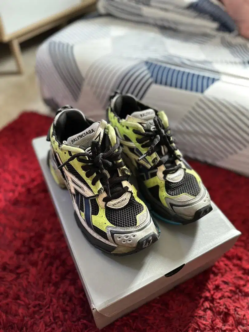 Balenciaga Runner size 42 Lime Green