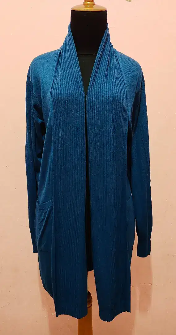 Auter rajut/Cardigan Uniqlo/GU