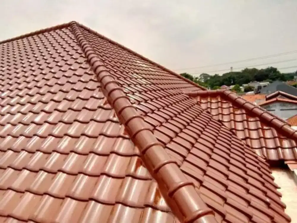 Bongkar pasang rangka atap bajaringan genteng keramik cisangkan