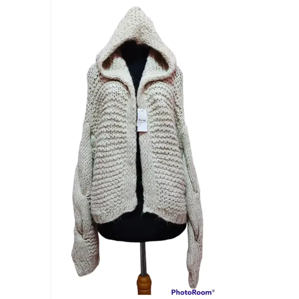 Cardigan rajut kepang