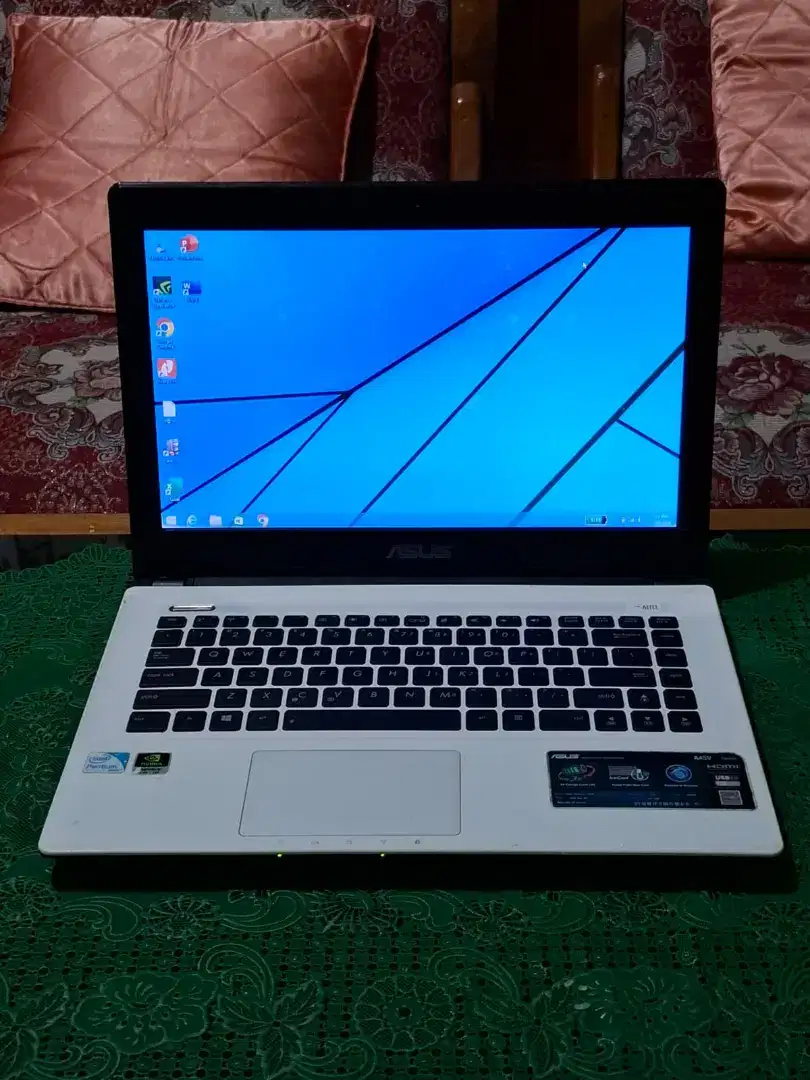 ASUS K45VD INTEL CORE I3, RAM 8GB, HDD 500GB, NVIDIA 2GB, BATRE OK