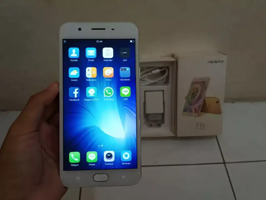 OPPO F1S RAM 4GB / 64GB 4G LTE 5.5in Finger Face iD Mulus Terawat BU