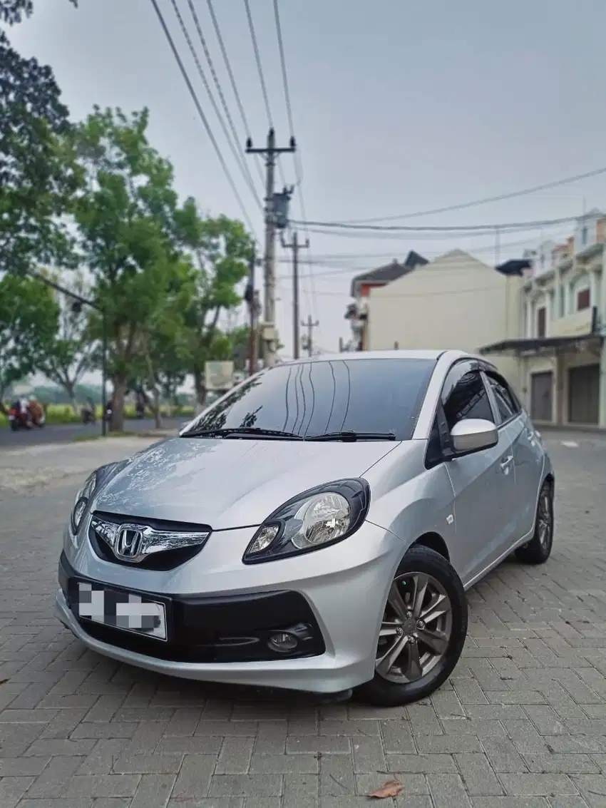 Jual mobil langka.!! Honda Brio E at CBU 1300cc tahun 2012 pemakaian 2