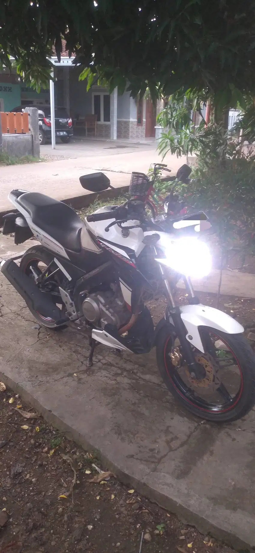 DIJUAL CEPAT VIXION GANTENG