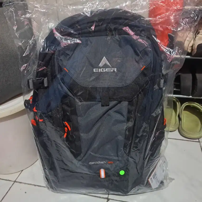 Tas Eiger Meridian 30LT Laptop Backpack