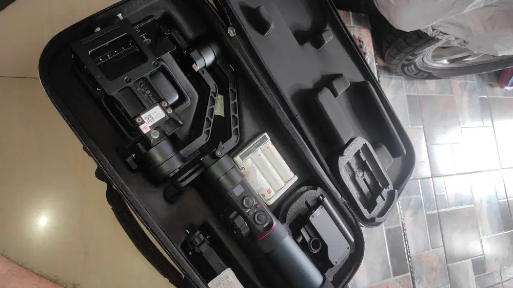 Jual zhiyun care 2 masih mulus