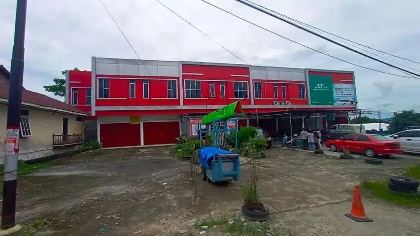 Disewakan ruko 3lt pinggir jalan km5