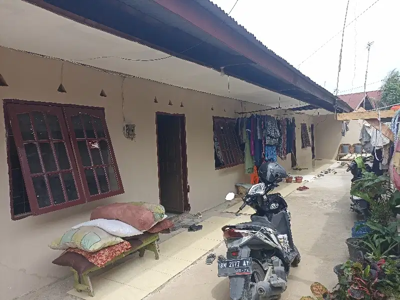 Dijual Rumah Sewa 8 Pintu di jl Cipta Karya GG Limbat Panam