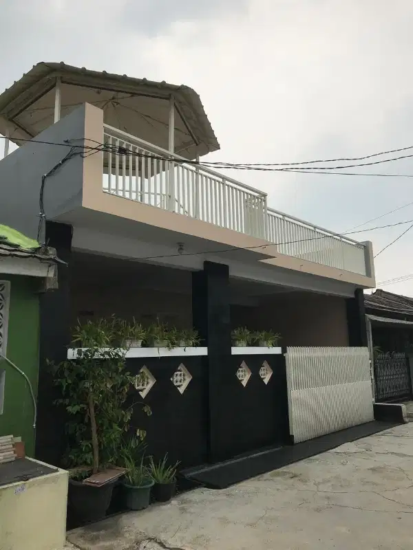 Dijual Rumah 2 lantai di Sukatani Depok