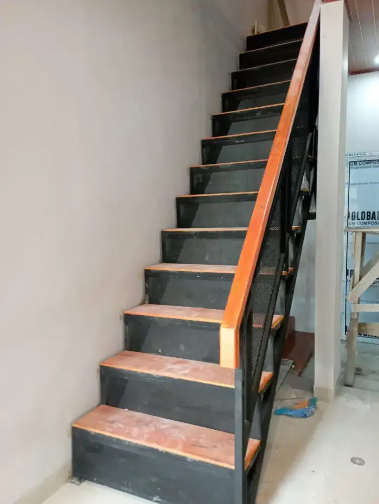 Tangga Jejak Kanopi Palembang Jaya