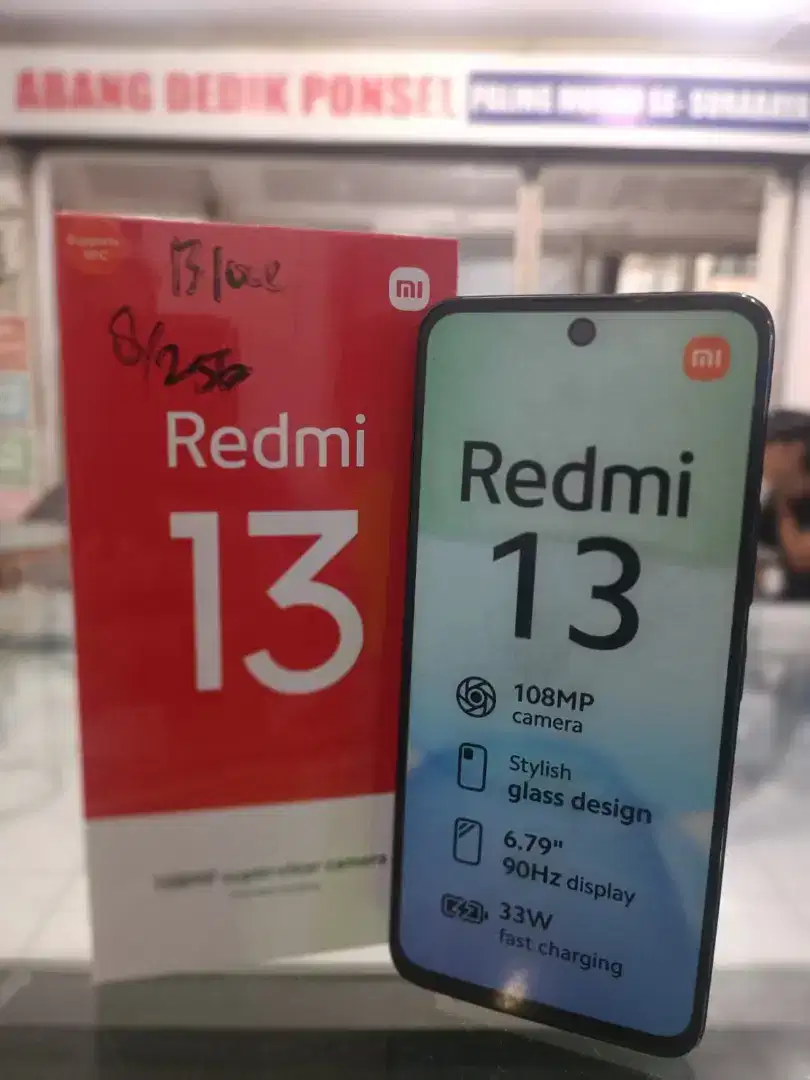 READY REDMI 13 8/256GB PALING LARIS BARANG MASIH BARU SEGEL