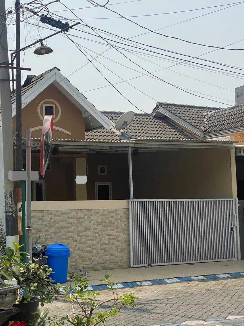 Rumah Terawat siap Huni.  Lokasi Perum Griya Permata Gedangan Sidoarjo