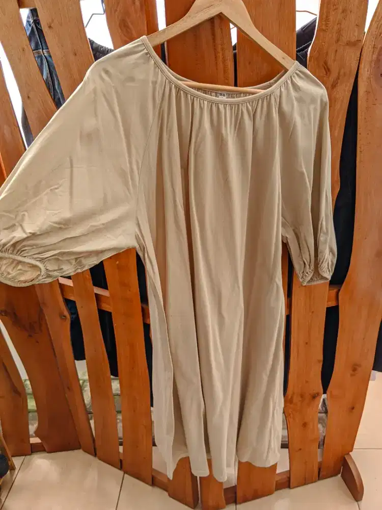 Long Dress Wanita Uniqlo (Preloved)