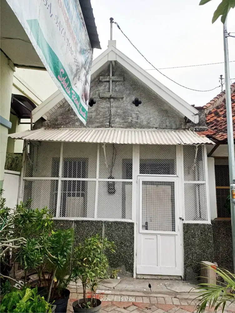 Disewakan rumah daerah Kawatan ( hadap Utara )