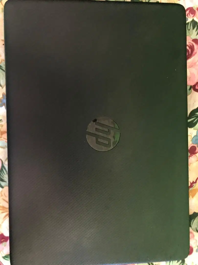 Laptop Hp Fq-14000x