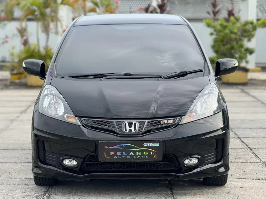 TANGAN PERTAMA HONDA JAZZ 1.5 RS MMC 2013 HITAM