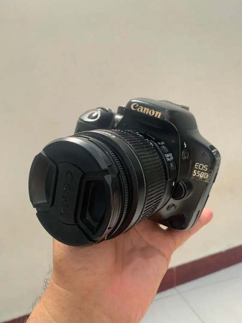 Camera DSLR Canon EOS 550D