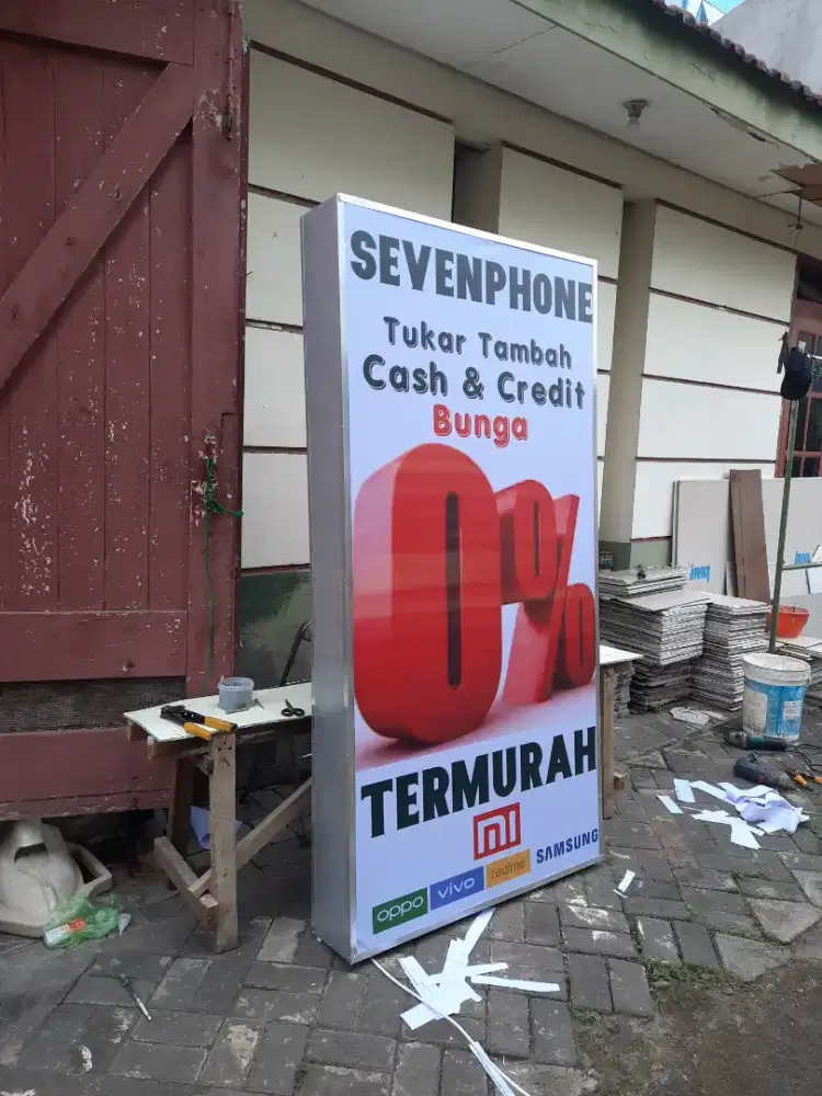 Reklame papan nama dan neon box