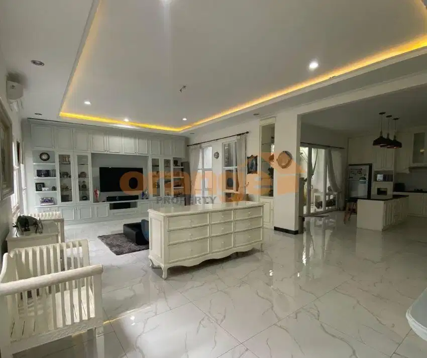 Dijual Rumah Cantik Furnish di Second Boulevard Kota Wisata Cibubur