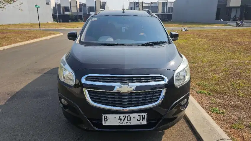 Dijual Chevrolet Spin 1.5 LTZ 2013 Hitam Matic TGN 1 KM71Rbuan ISTIMEW