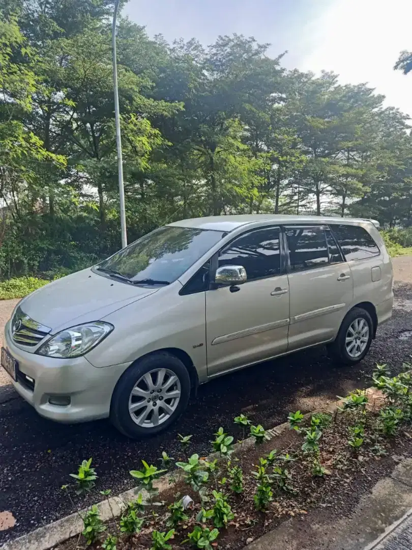 Innova G Matic Diesel 2010