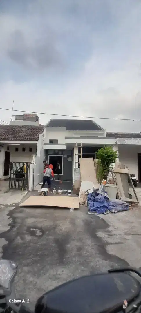 Jasa tukang cat pasang kanopi ganti atap renovasi atau bangun rumah