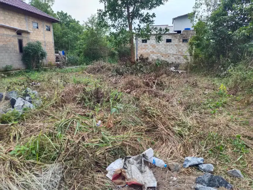 DI JUAL TANAH 10x20 JALAN SEKUMPUL UJUNG