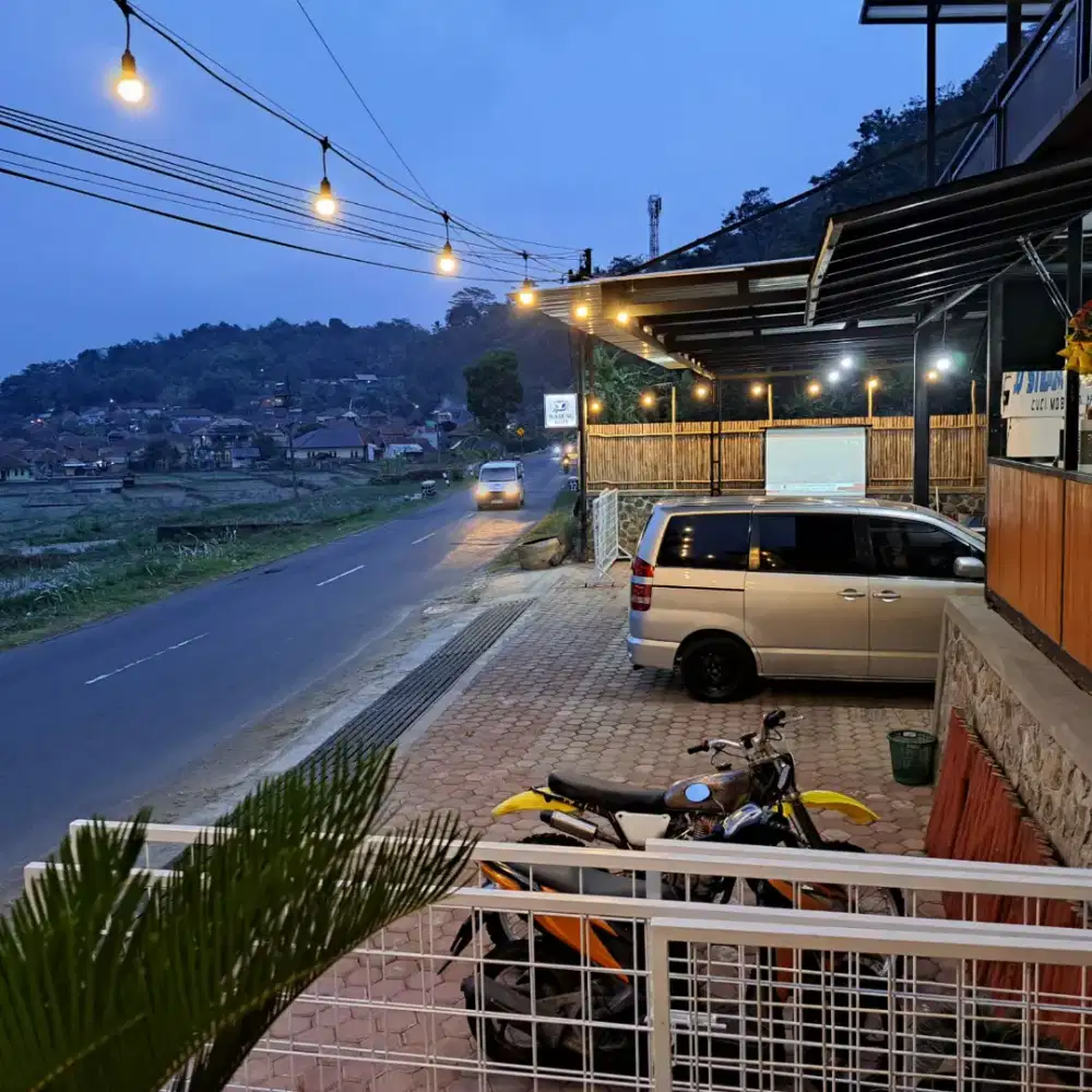 di jual tempat usaha pinggir jalan provinsi