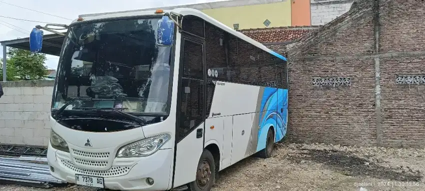 Bus mitsubishi canter 136 PS  karoseri new armada 2019