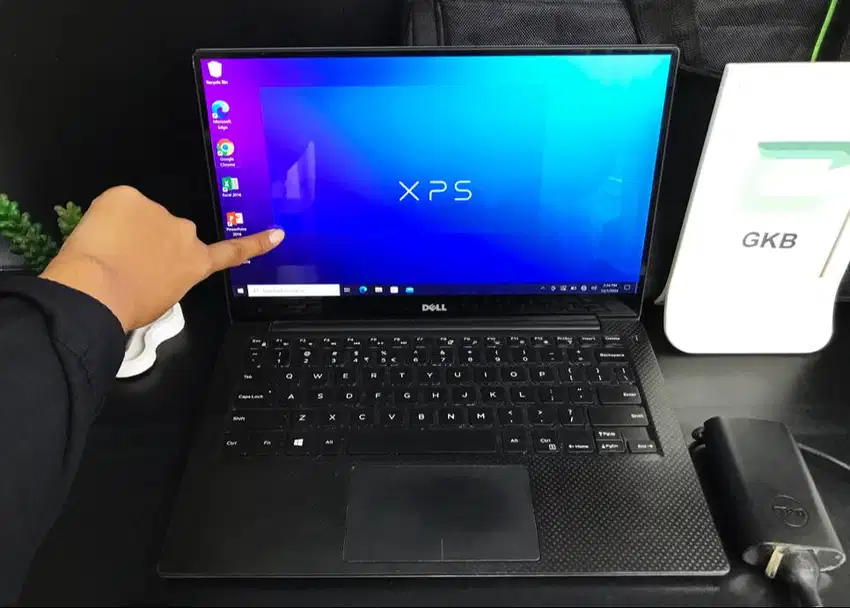 Ultrabook Dell XPS 13 core i5 Ram 8gb Ssd 256gb keyboard nyala layar 3