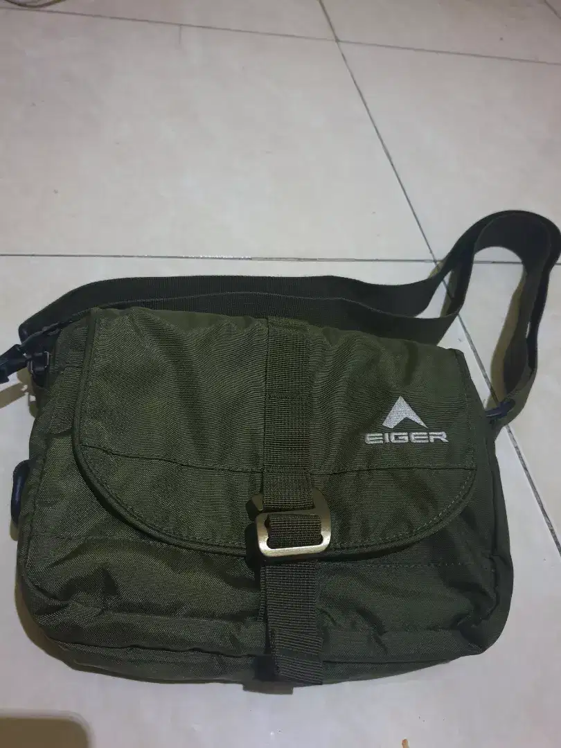 Tas EIGER Like New