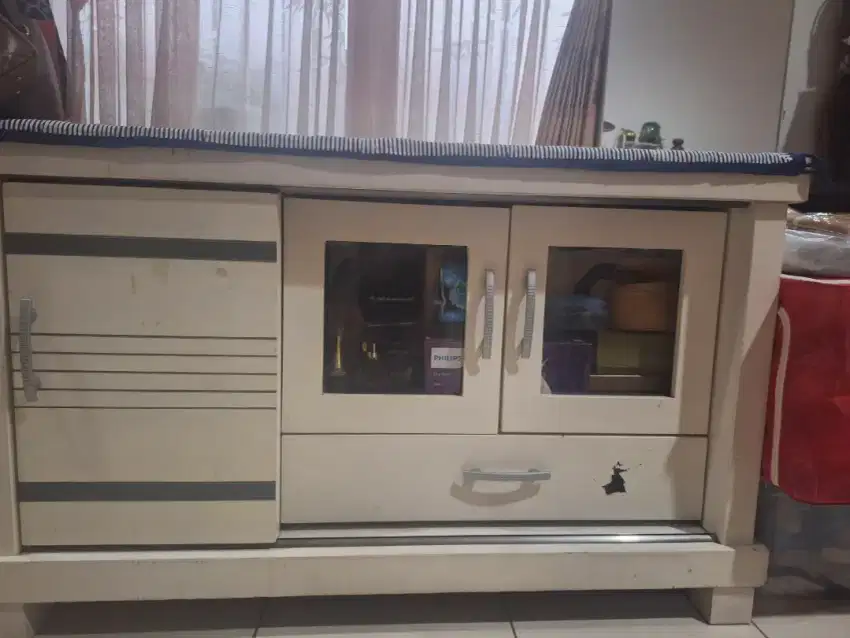 Jual meja tv warna putih
