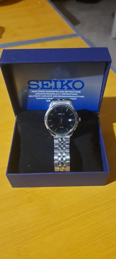 Jam Tangan Seiko ori, Dipakai gak sampe 20x (lokasi beji depok)