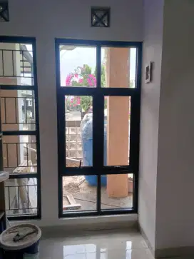 Kusen pintu dan jendela aluminium