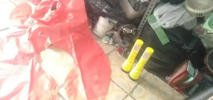 Slhkn plh slh 1 dr balik renang ank baby atau sblh nya hrg murah sj